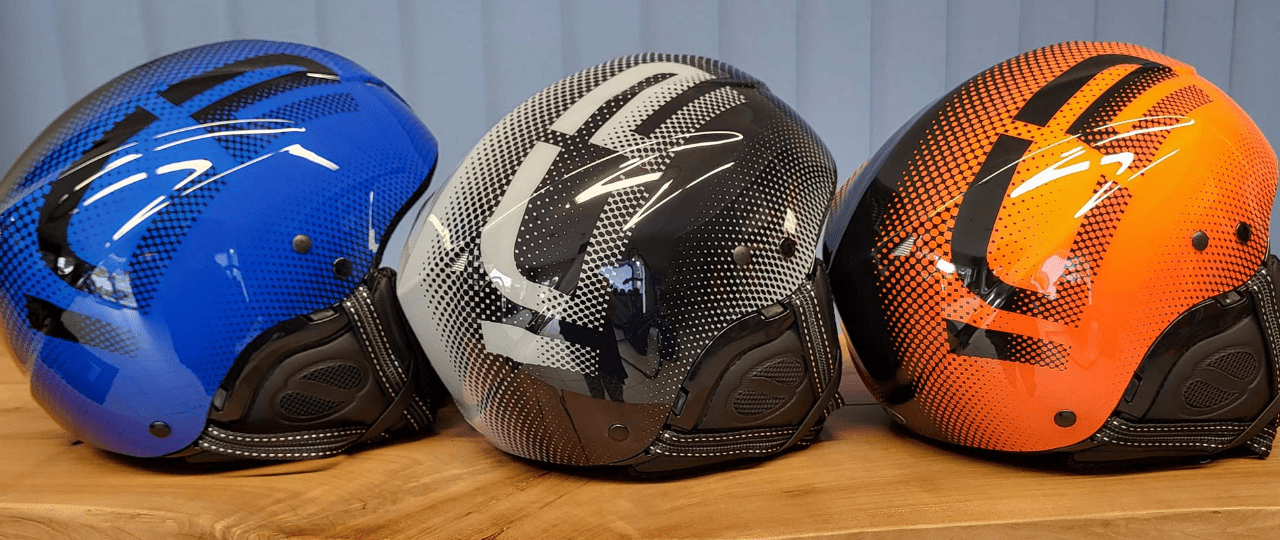 New Flash: Icaro 2000 Unveils Exciting New Colors for Solar X Helmets! - MicroAvionics