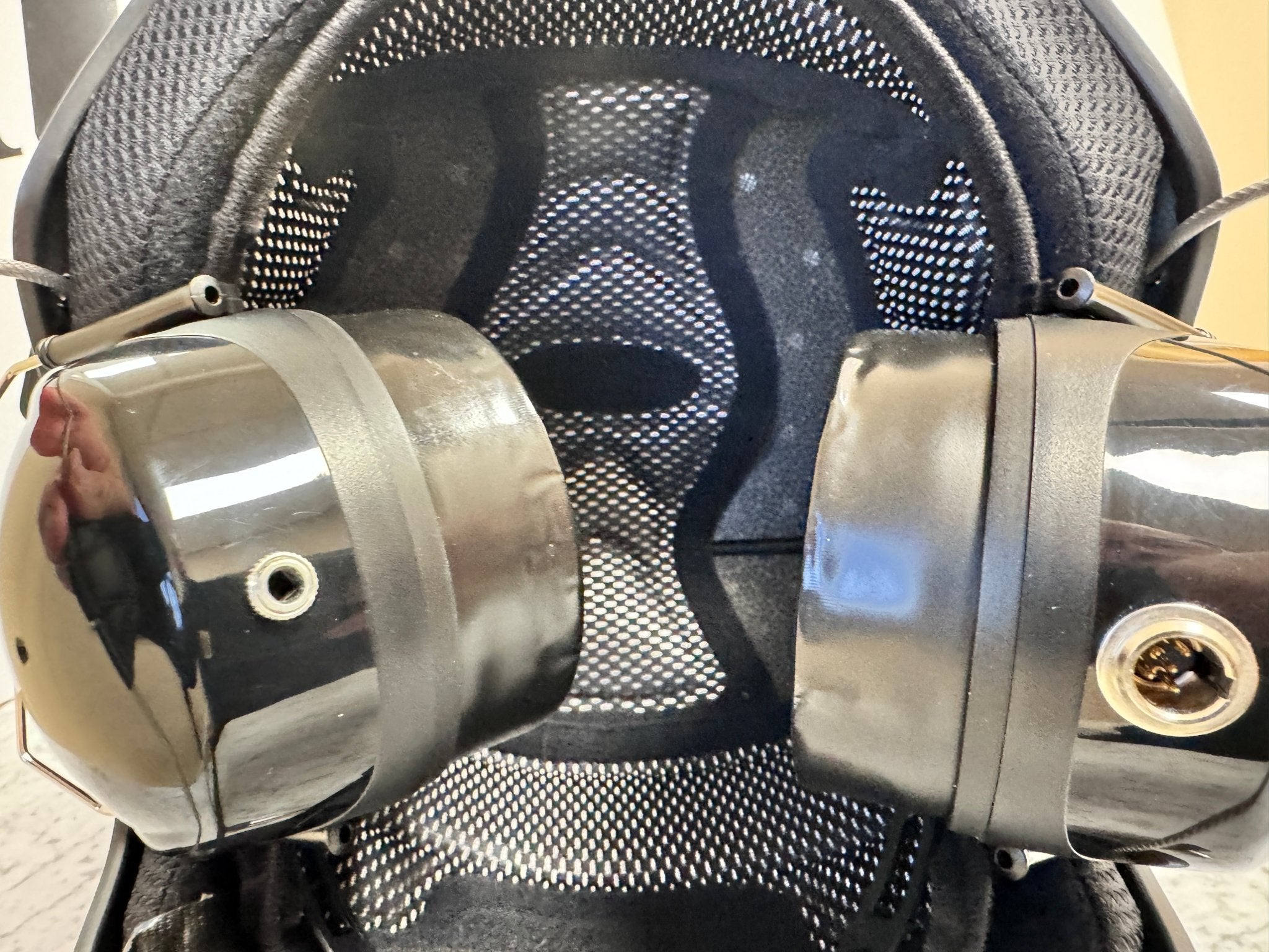 PM - 1 single seat headset - Aviation Headsets for aviation communication - MicroAvionics